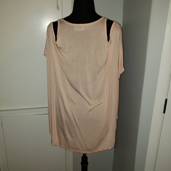 Lauren Moshi small cold shoulder camel peach - Picture 14 of 15